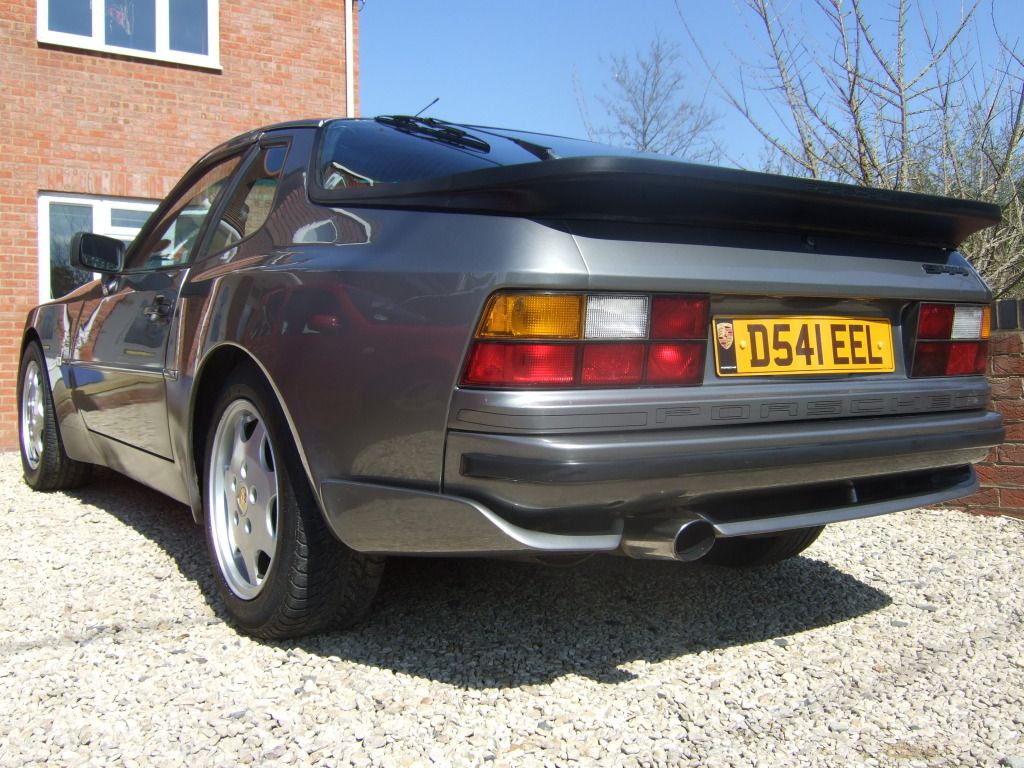porsche016.jpg