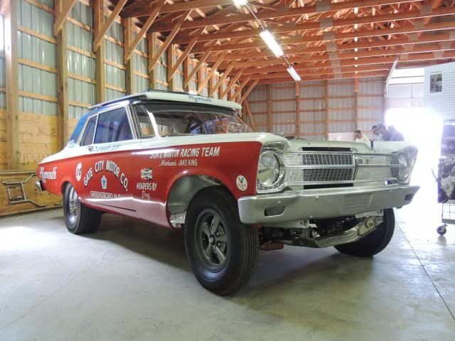 MoparsInTheParkJune22013084_zps873bfda3.
