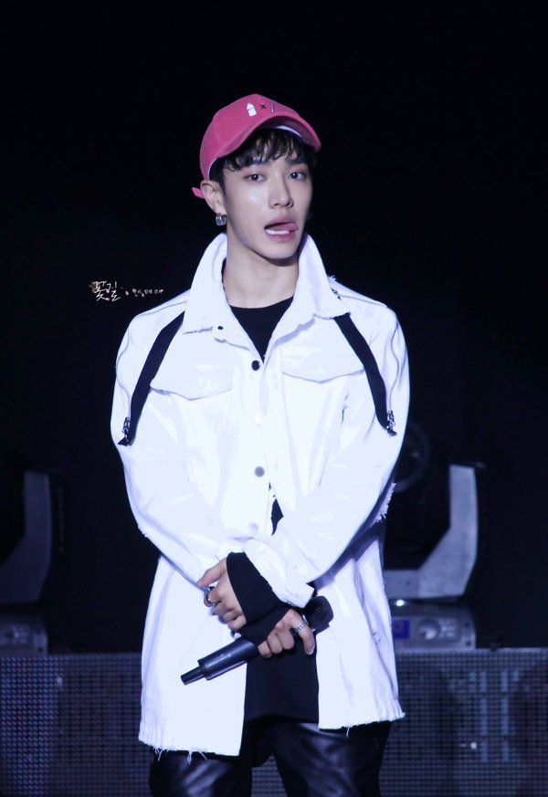 photo CePF7jbUUAAXk0d_zpsikk40opf.jpg