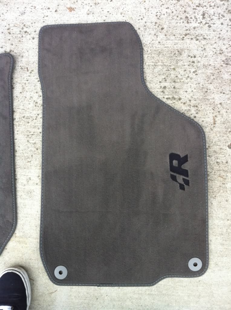 MKIV Gray R32 front floor mats VW Vortex Volkswagen Forum