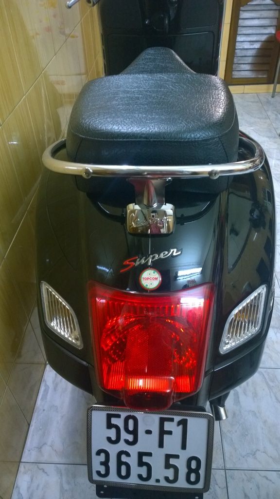 HCM-Cần bán xe  GTS Supper 125i.e ITALIA (date 12/11/2012) Chính chủ - 1