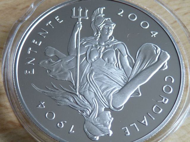 2004 silver proof 5 crown entente cordiale