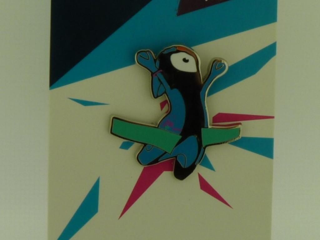 Olympic Paralympic 2012 Pin Badge Wenlock Mandeville Logo